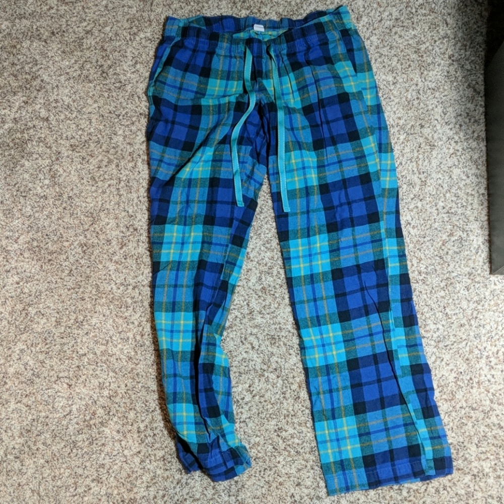 Blue flannel Old Navy pajama pants